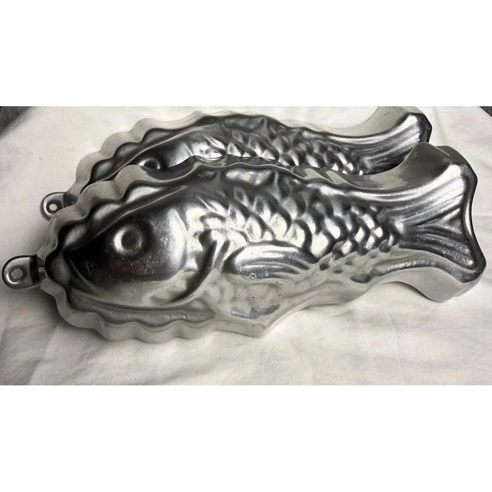 Set Of 2‎ - Vintage Aluminum Fish Mold Aspic Mousse Jello Hanging Wall Decor